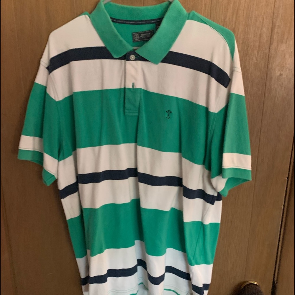 Arrow collared tee - Great Condition